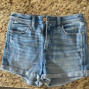 Abercrombie and fitch high rise stretch short
